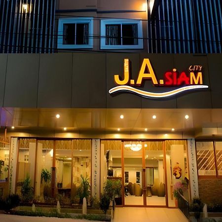 Collection O Ja Siam City Pattaja Kültér fotó